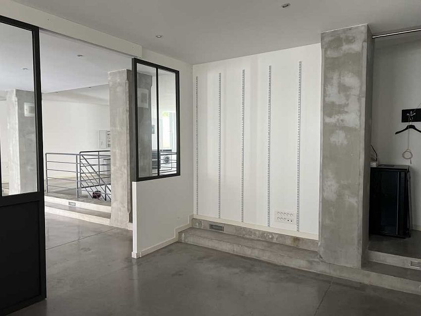 Commerce Location 86000 POITIERS