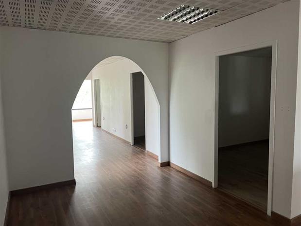 Bureau Location 86280 SAINT BENOIT