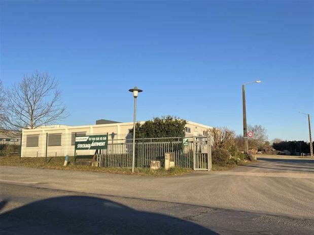 Local d'activités Vente/Location 86240 SMARVES