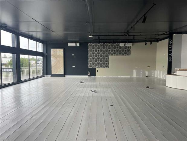 Commerce Location 86440 MIGNE AUXANCES