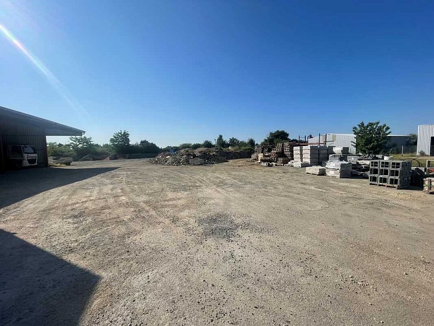 Local d'activités Vente/Location 86600 COULOMBIERS