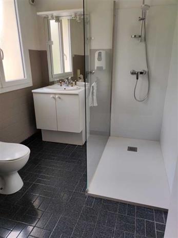 Commerce Vente 86600 LUSIGNAN