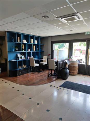 Commerce Vente 86600 LUSIGNAN