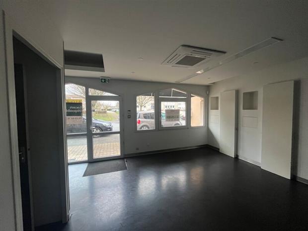 Commerce Location 86180 BUXEROLLES
