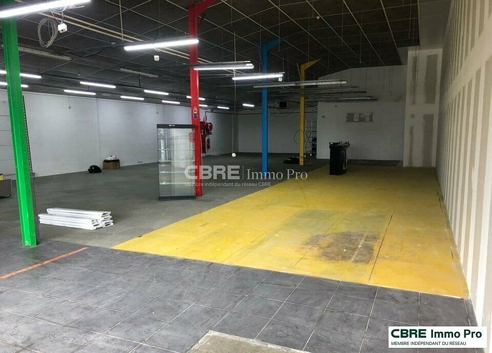 Commerce Location 86240 FONTAINE LE COMTE