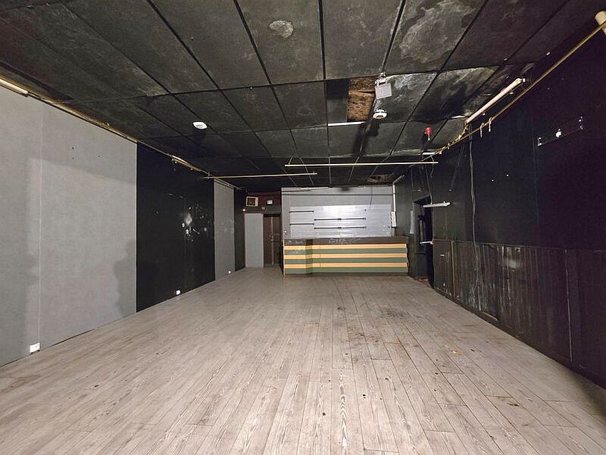 Commerce Location 86000 POITIERS