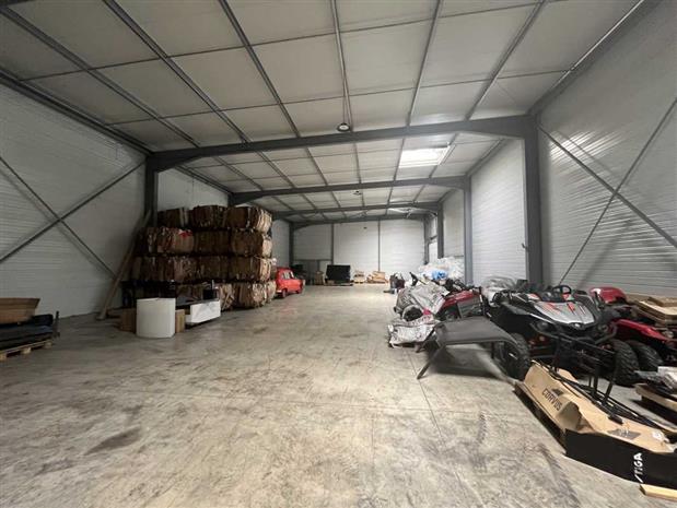 Entrepôt / Local d'activités Location 86400 SAVIGNE  ROUTE DE NIORT, LIEUDIT LA FOLIE