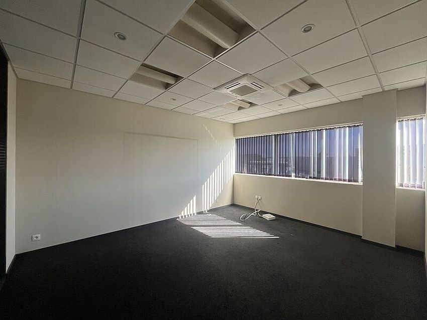 Commerce Location 86360 CHASSENEUIL DU POITOU