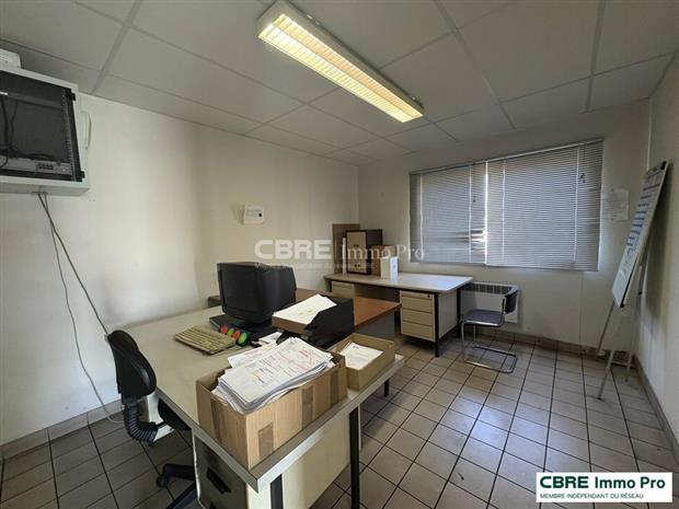 Local d'activités Vente 86240 LIGUGE