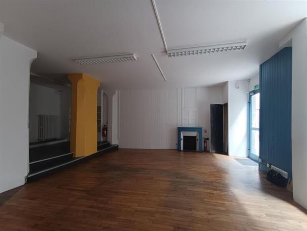 Commerce Location 86000 POITIERS
