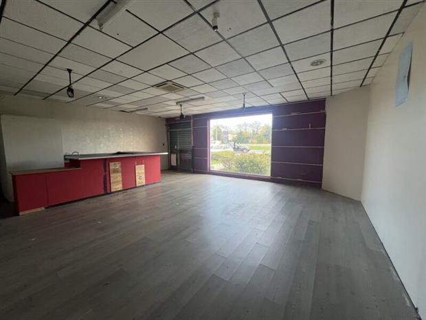 Commerce Location 86130 JAUNAY MARIGNY