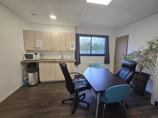 Local d'activités Location 86190 VOUILLE