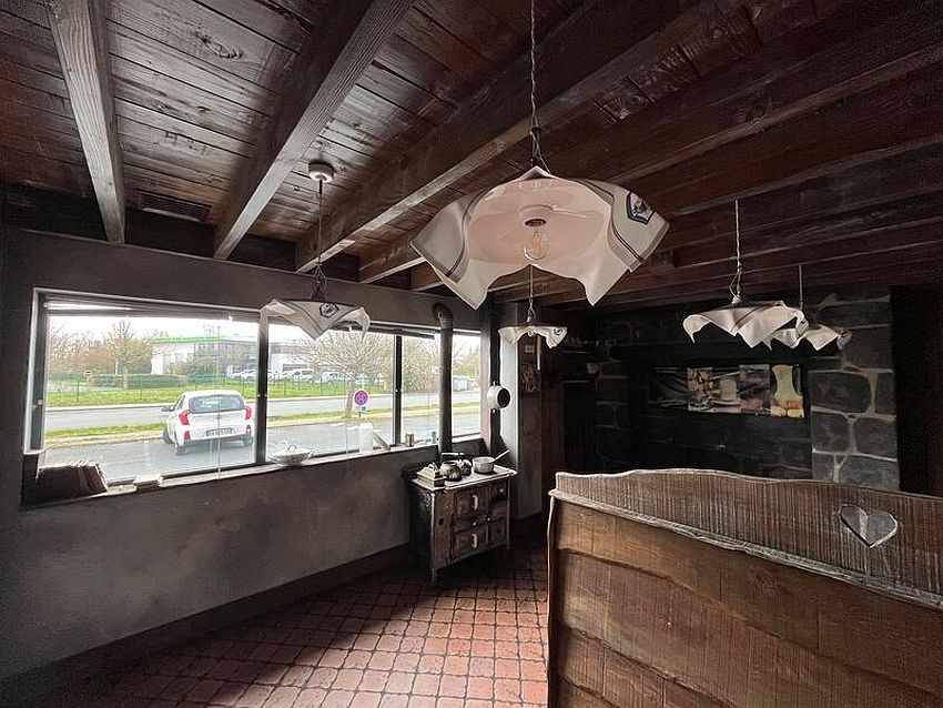 Commerce Location 86000 POITIERS