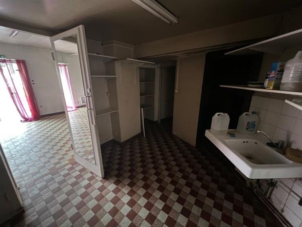 Commerce Location 86280 SAINT BENOIT