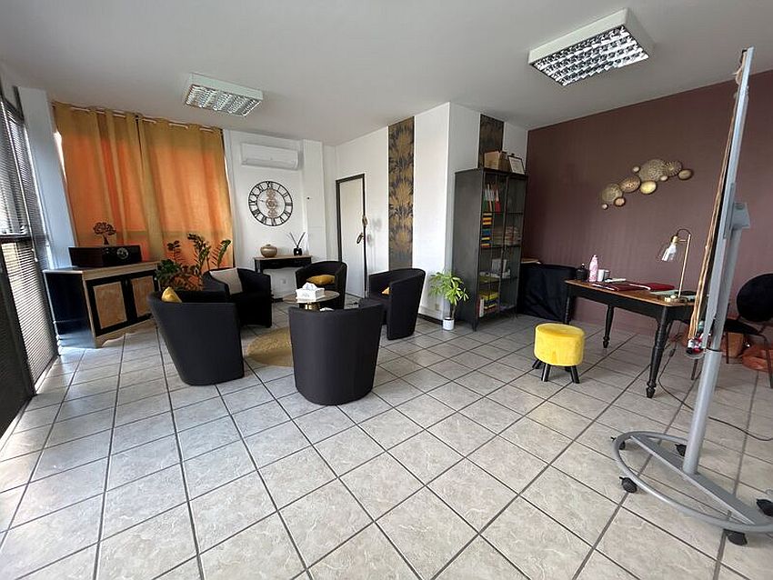 Bureau Location 86240 FONTAINE LE COMTE