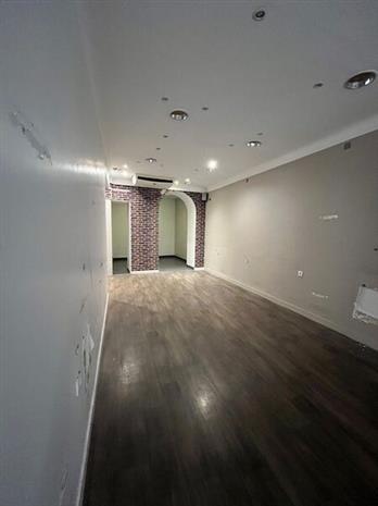 Commerce Location 86000 POITIERS