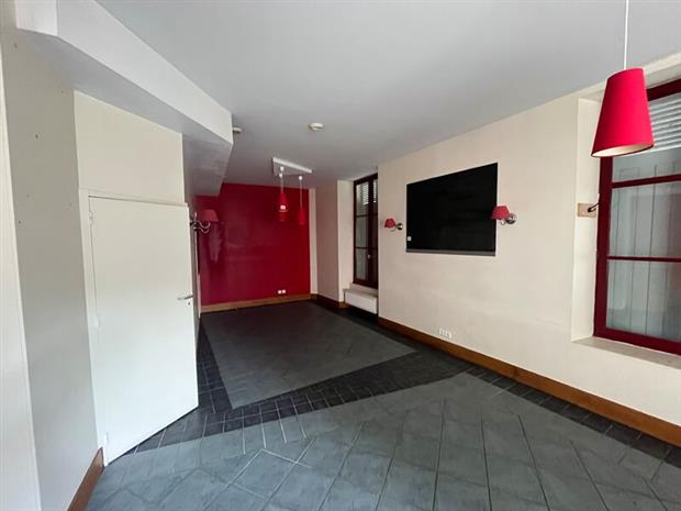 Commerce Location 86000 POITIERS