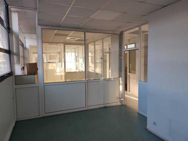 Local d'activités Location 86240 FONTAINE LE COMTE