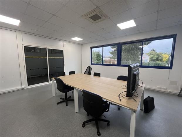 Local d'activités Location 86240 FONTAINE LE COMTE