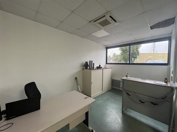 Local d'activités Location 86240 FONTAINE LE COMTE