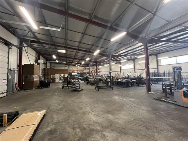 Local d'activités Location 86240 FONTAINE LE COMTE