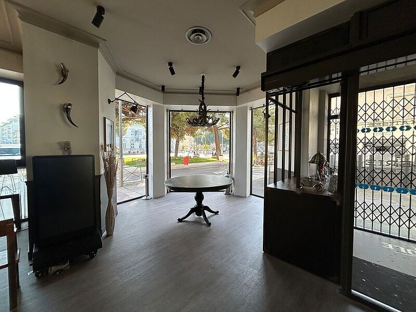 Commerce Location 86100 CHATELLERAULT