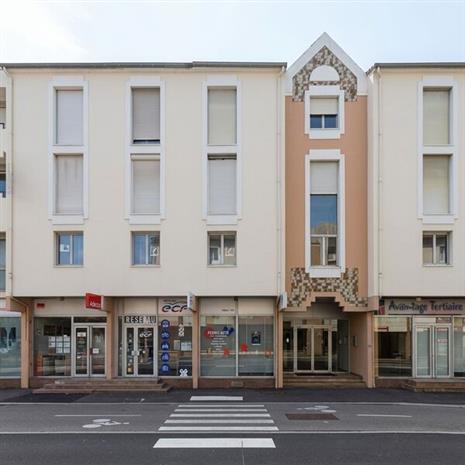 Commerce Location 86000 POITIERS