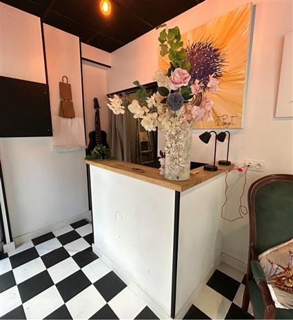 Commerce Location 86000 POITIERS