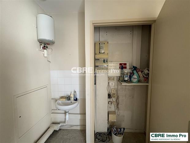 Commerce Location 86000 POITIERS