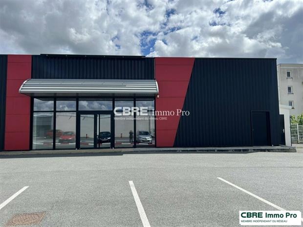 Commerce Location 86000 POITIERS