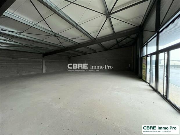 Commerce Location 86000 POITIERS
