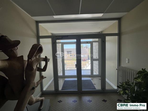 Bureau Vente 86220 DANGÉ-SAINT-ROMAIN