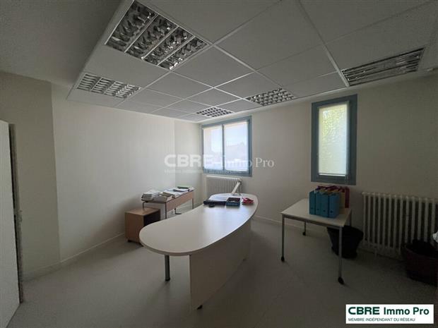 Bureau Vente 86220 DANGÉ-SAINT-ROMAIN