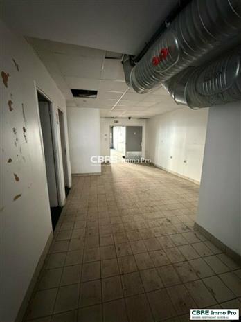 Commerce Location 86000 POITIERS