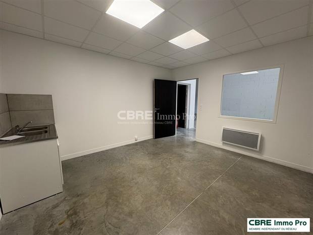 Local d'activités Location 86000 POITIERS