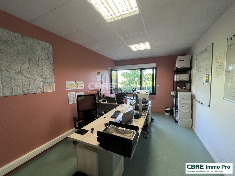 Local d'activités Vente 86300 CHAUVIGNY