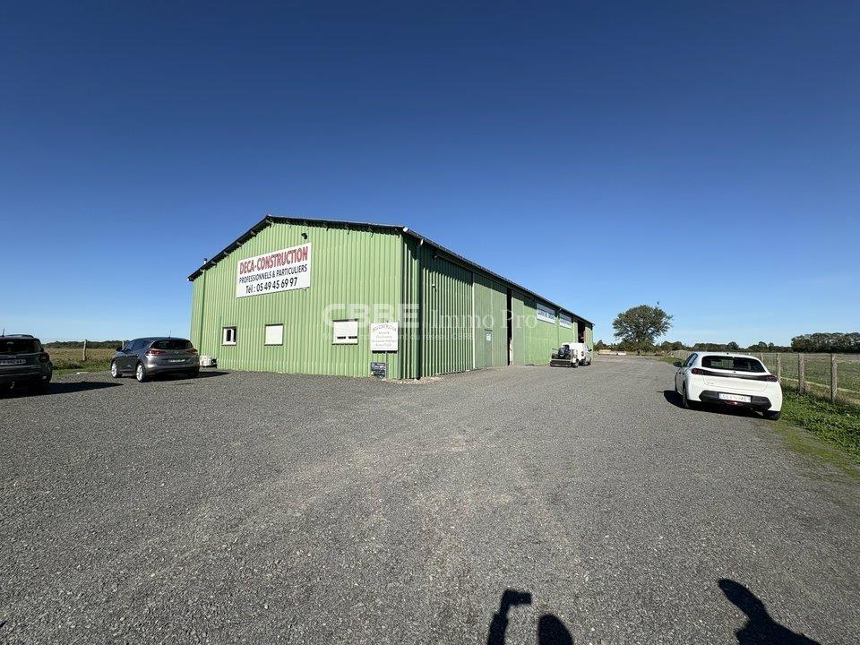 Local d'activités Vente 86340 ASLONNES