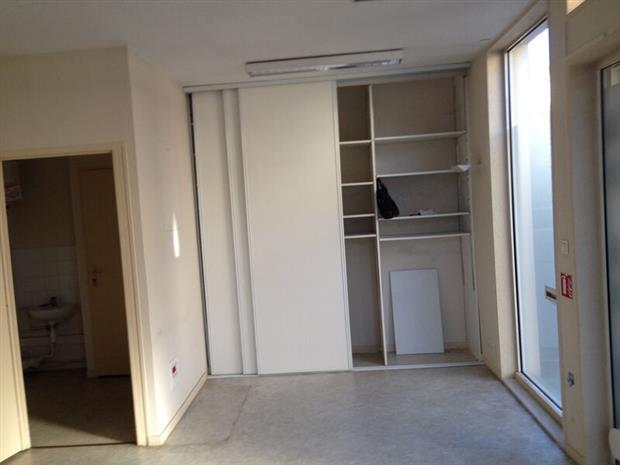 Commerce Location 86000 POITIERS