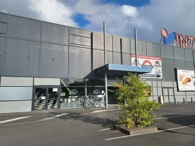 Commerce Location 86100 CHATELLERAULT