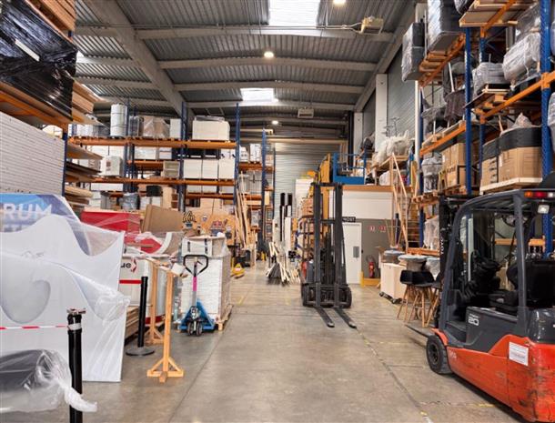 Local d'activités Vente/Location 78190 TRAPPES