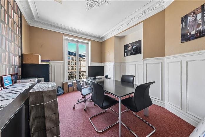 Bureau Location 75009 PARIS 68 RUE LA FAYETTE
