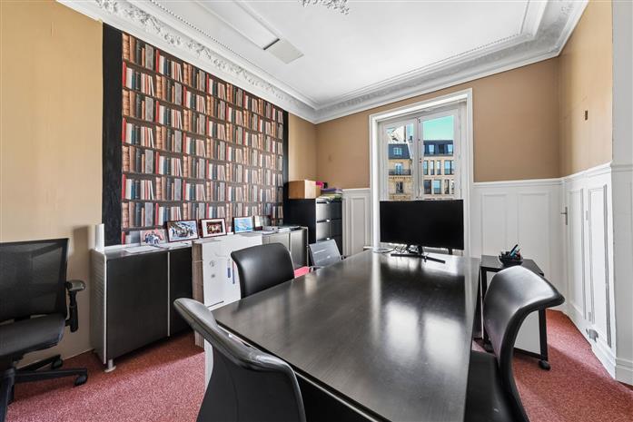 Bureau Location 75009 PARIS 68 RUE LA FAYETTE