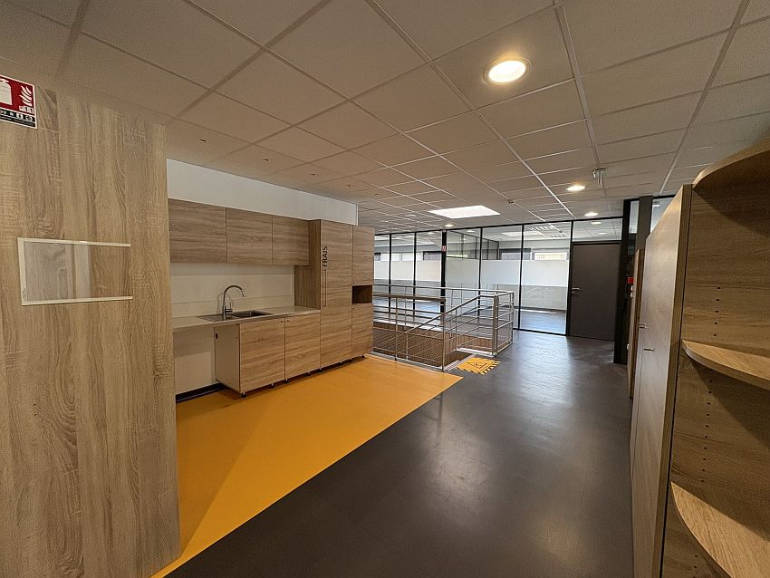 Entrepôt / Local d'activités Location 13400 AUBAGNE