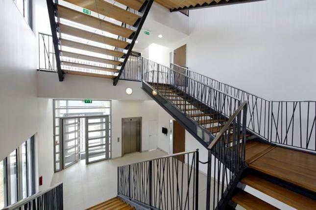 Local d'activités Vente/Location 95700 ROISSY EN FRANCE