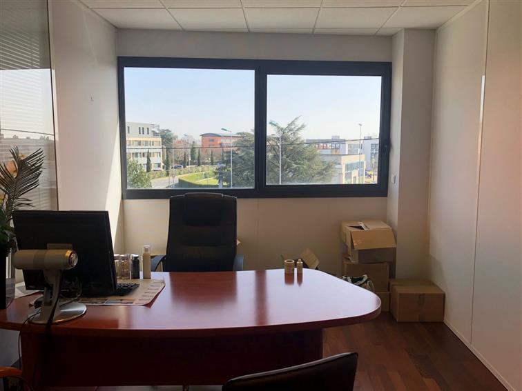 Bureau Vente/Location 69570 DARDILLY 6 CHEMIN DES CUERS