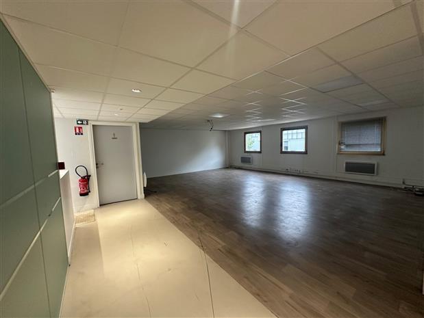 Local d'activités Location 93330 NEUILLY SUR MARNE