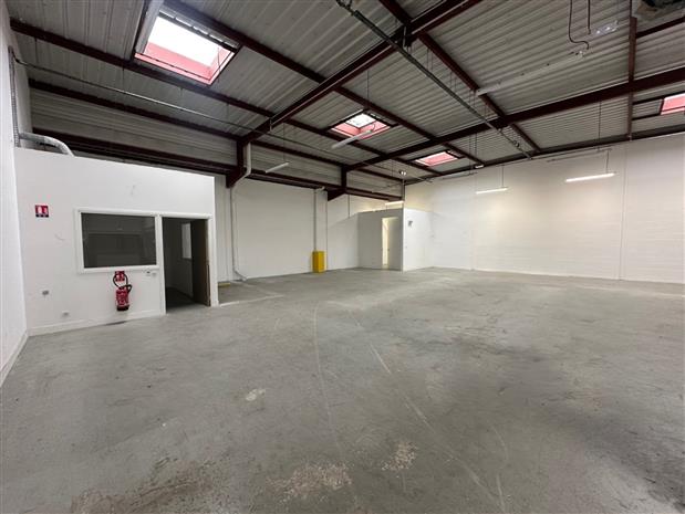 Local d'activités Location 93330 NEUILLY SUR MARNE