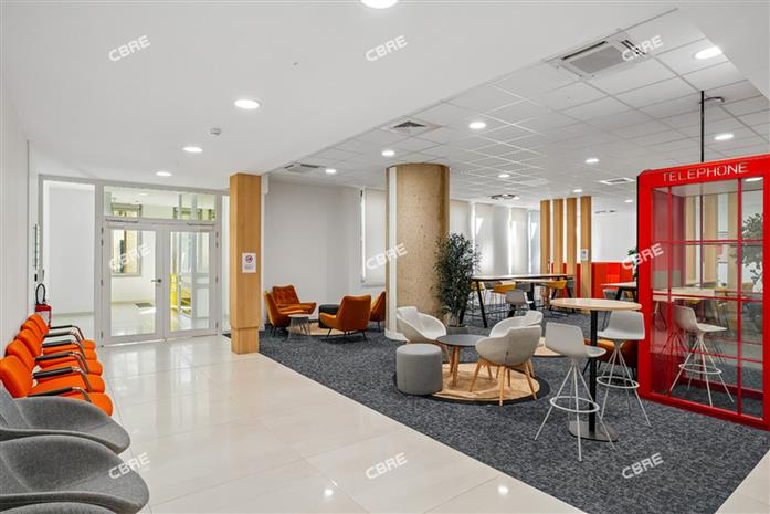 Bureau Location 93160 NOISY LE GRAND 1 PLACE JEAN BAPTISTE CLEMENT