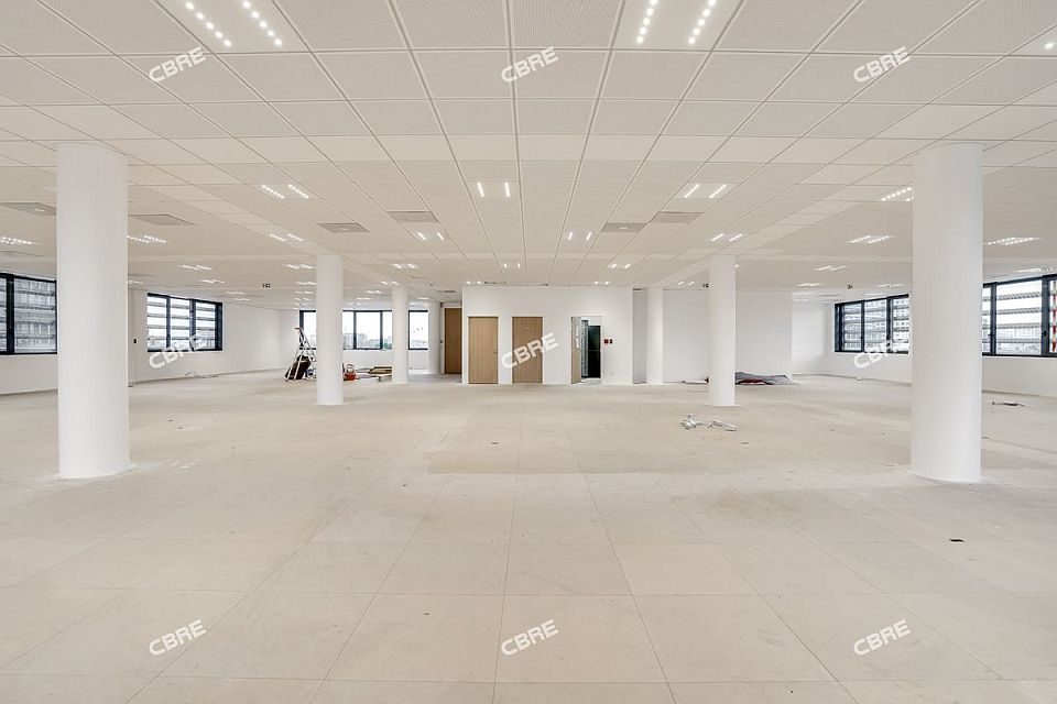 Bureau Location 75018 PARIS