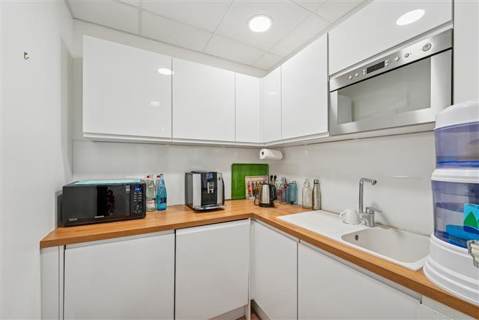 Bureau Location 75008 PARIS 103 BOULEVARD HAUSSMANN